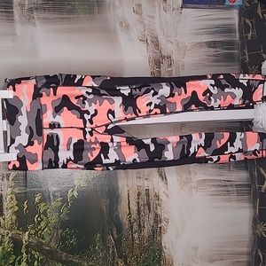 Infinite Womens Medium camo athletic spandex high rise leggings